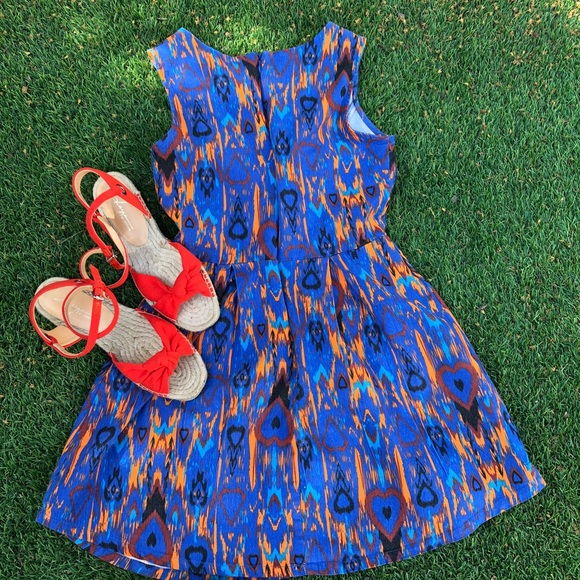 Ikat print multicolor heart shapes dress Pre ❤️ - Picture 2 of 3